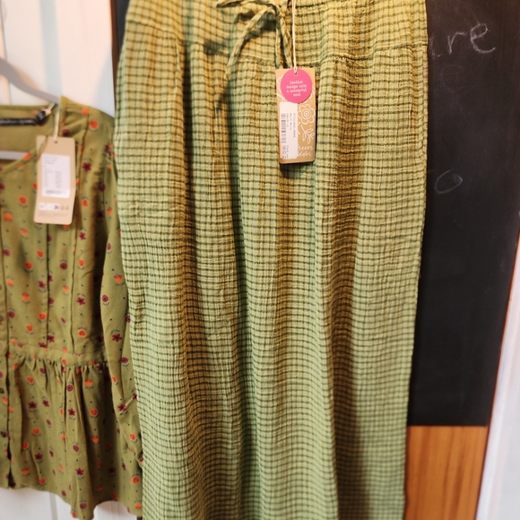 Gudrun Sjoden Dresses & Skirts - Gudrun Sjoden Green Checked Midi Skirt with Drawstring